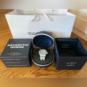 Blancpain x Swatch Scuba Fifty Fathoms Antarctic Ocean White Dial Watch SO35S100